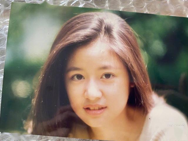 林心如晒28年前青涩旧照，回顾无滤镜无PS的真实样貌